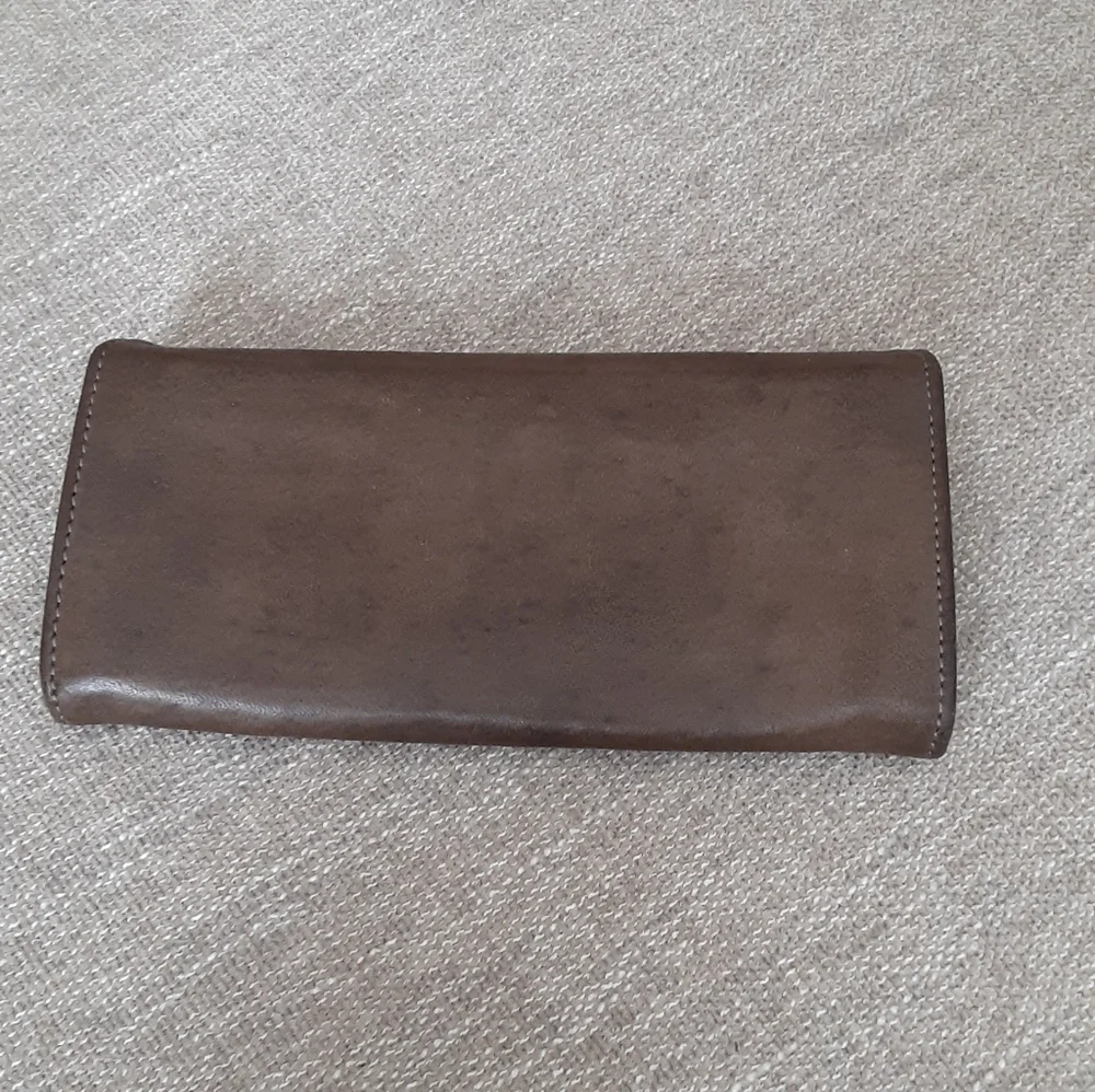 Benheart Brown Leather Snap Wallet - Picture 2 of 11